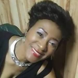 Meet your Posher, Connie